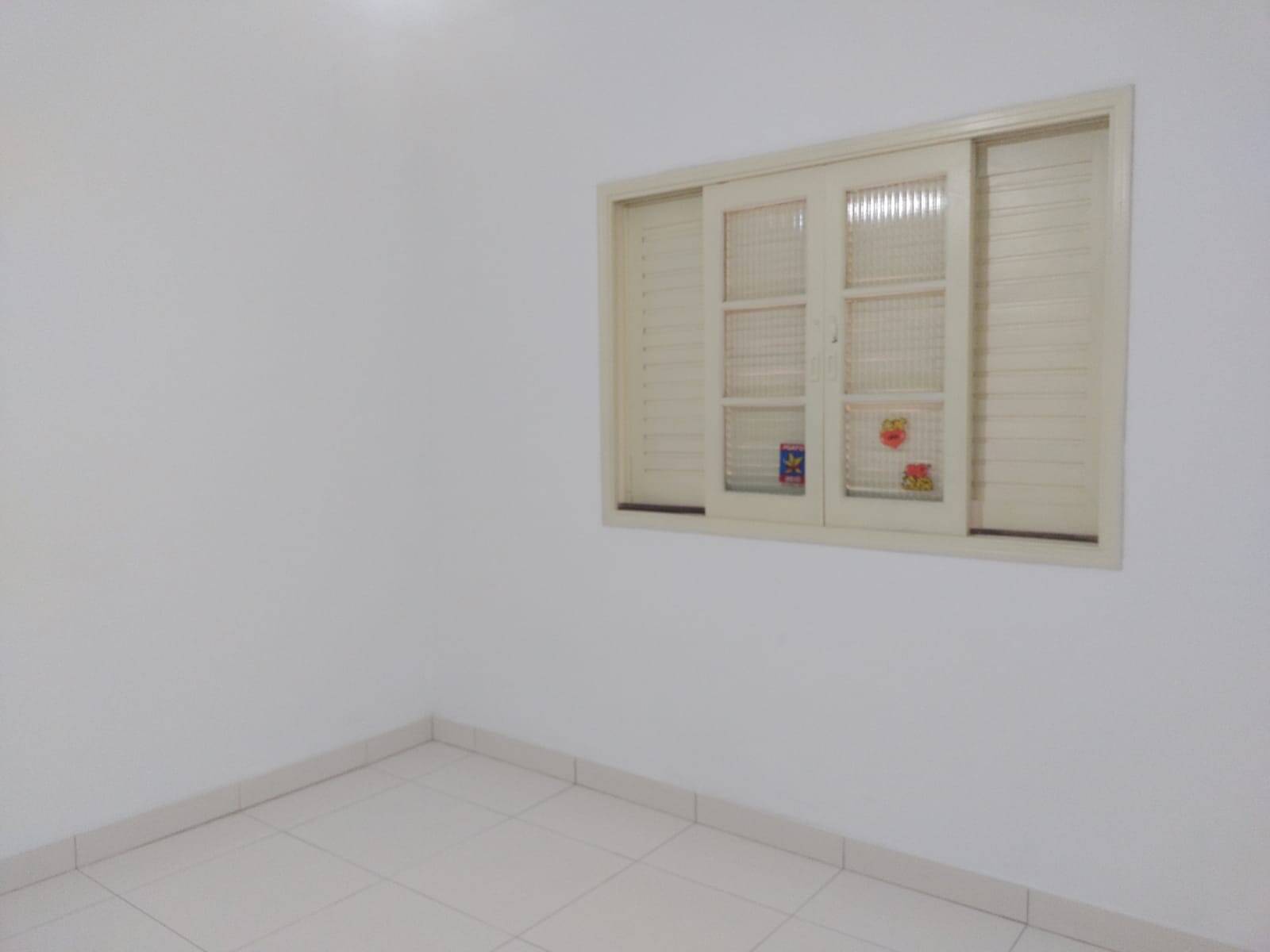 Casa à venda com 3 quartos, 105m² - Foto 14