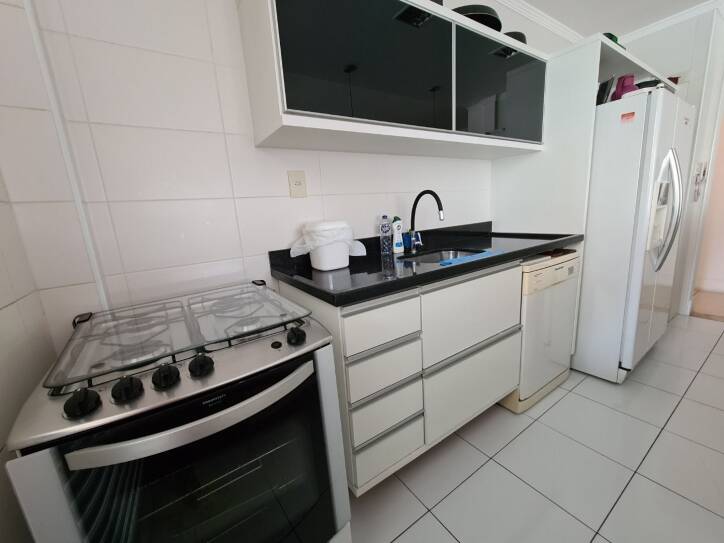 Apartamento à venda com 3 quartos, 156m² - Foto 10