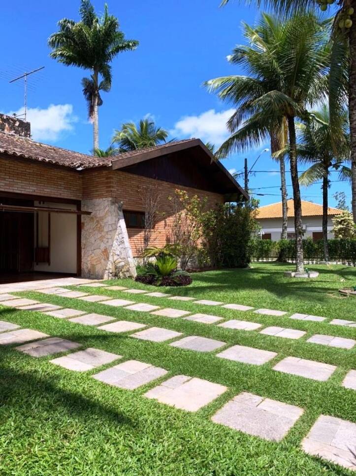 Casa à venda e aluguel com 5 quartos, 300m² - Foto 5