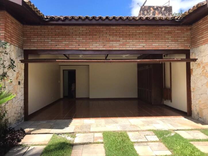 Casa à venda e aluguel com 5 quartos, 300m² - Foto 12