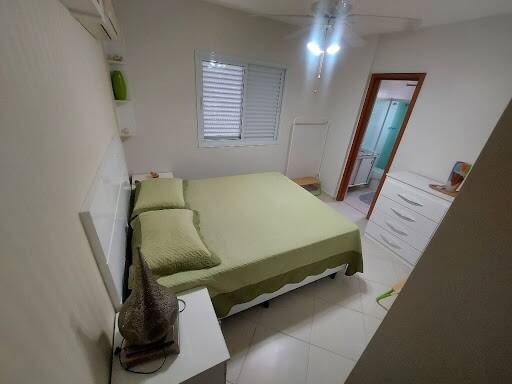 Apartamento para alugar com 4 quartos, 140m² - Foto 13