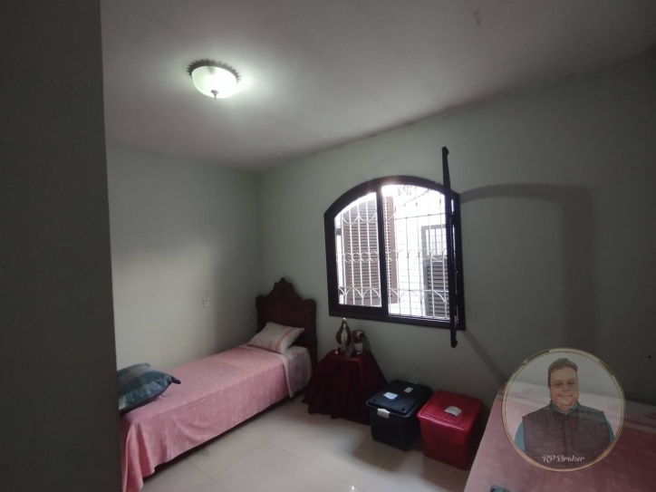 Casa à venda com 3 quartos, 220m² - Foto 16