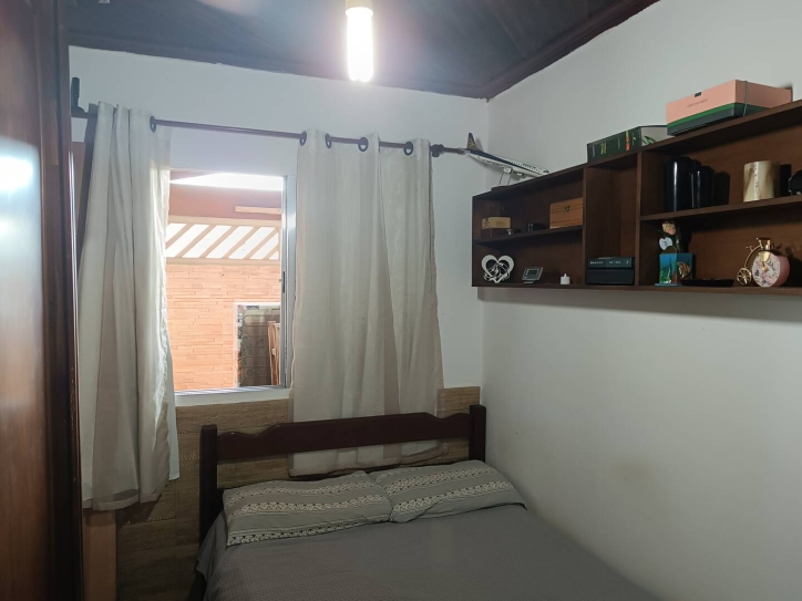 Casa à venda com 3 quartos, 99m² - Foto 5