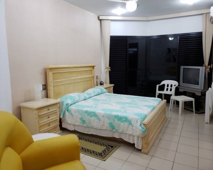 Apartamento à venda com 4 quartos, 260m² - Foto 6